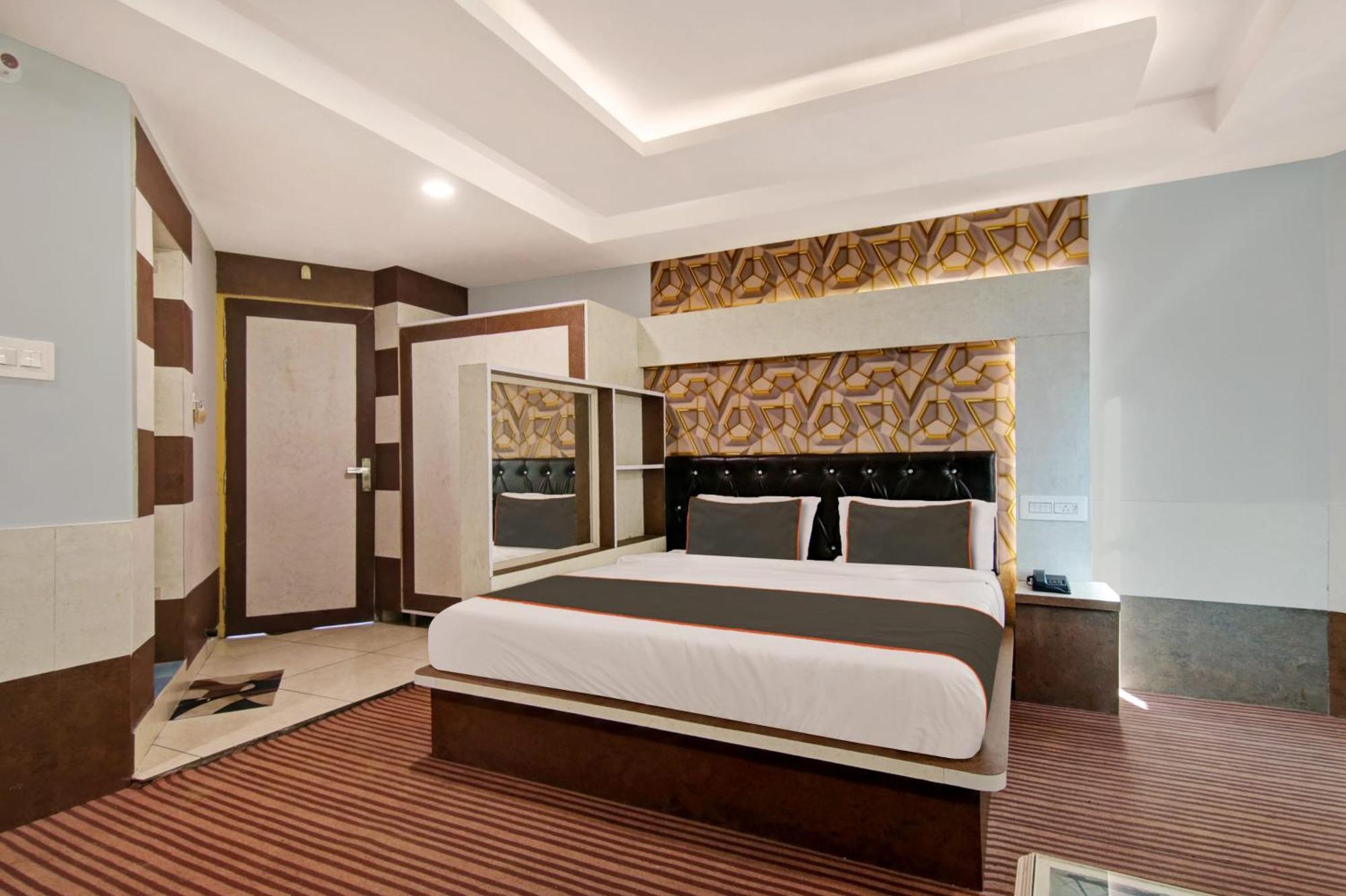 The Nomads Hotel 3*