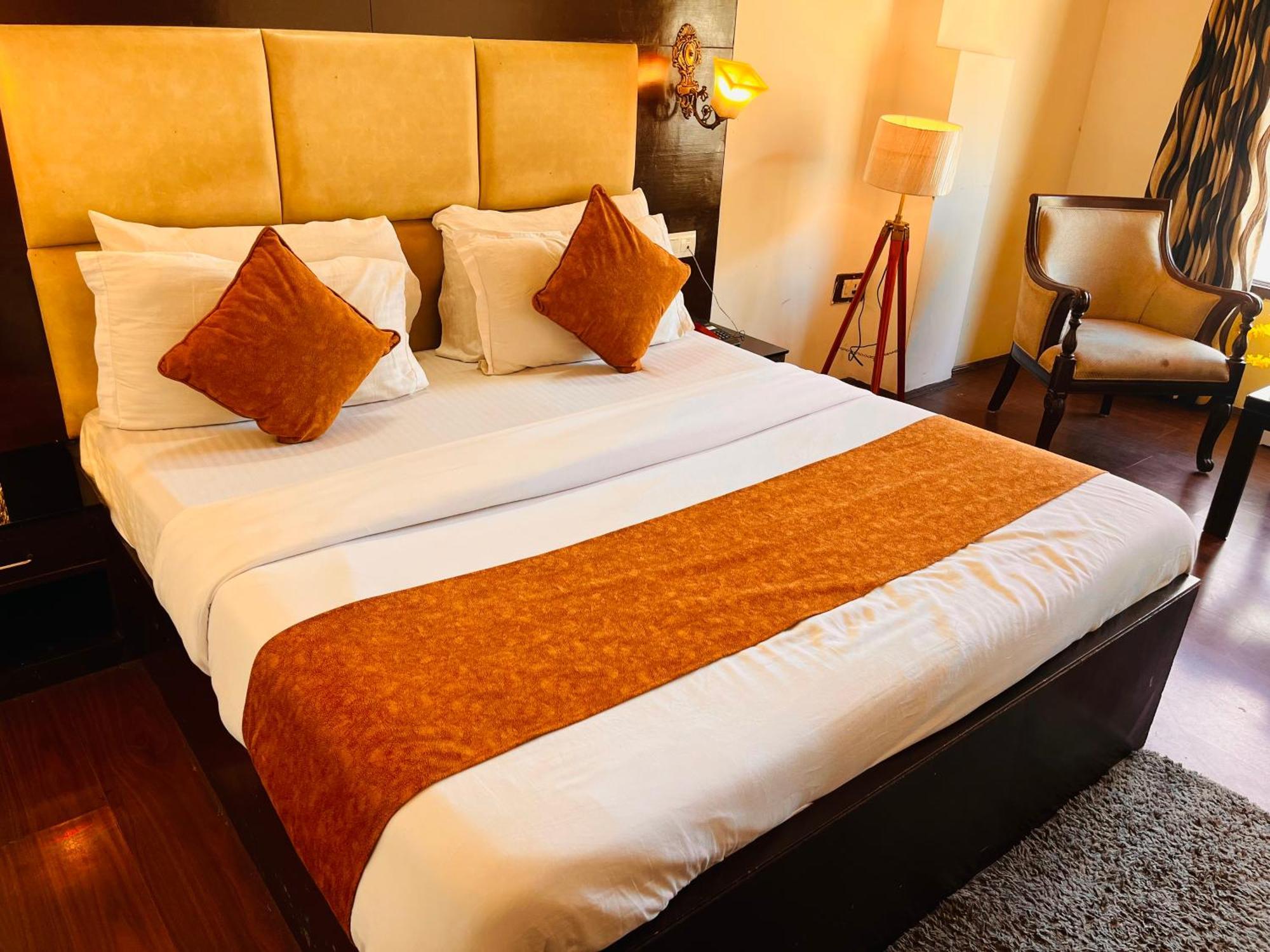 Midtown Hotel Manali (Himachal Pradesh)