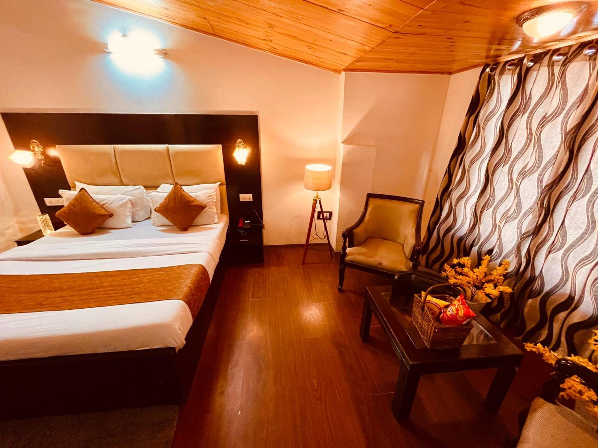 Hotel Midtown 3*