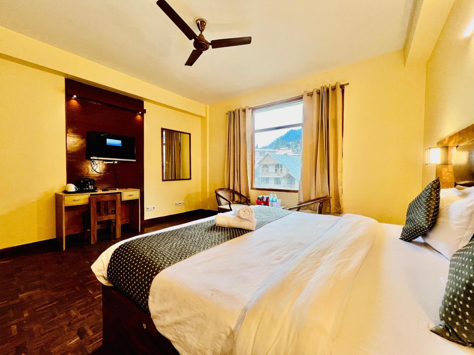 Kalinga's - Majestic Mountain View Hotel Manali (Himachal Pradesh)