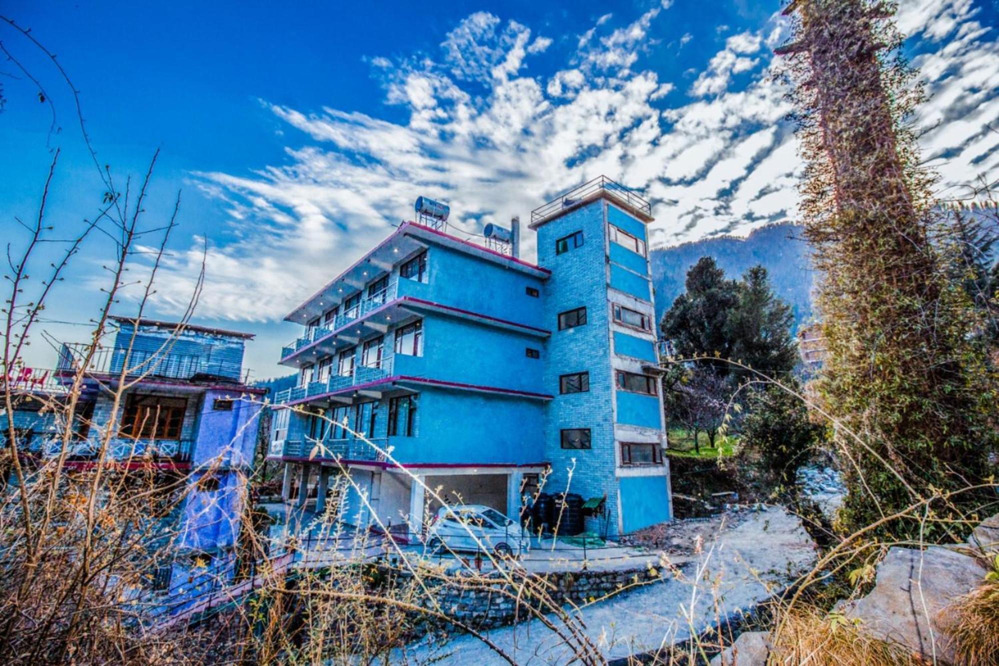 Goroomgo Saras - Near Hadimba Devi Temple - All Attached Balcony With Mountain View - Parking Facilities & Spacious Hotel 3*