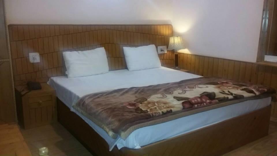 Hotel Kanyal Heights Manali (Himachal Pradesh)