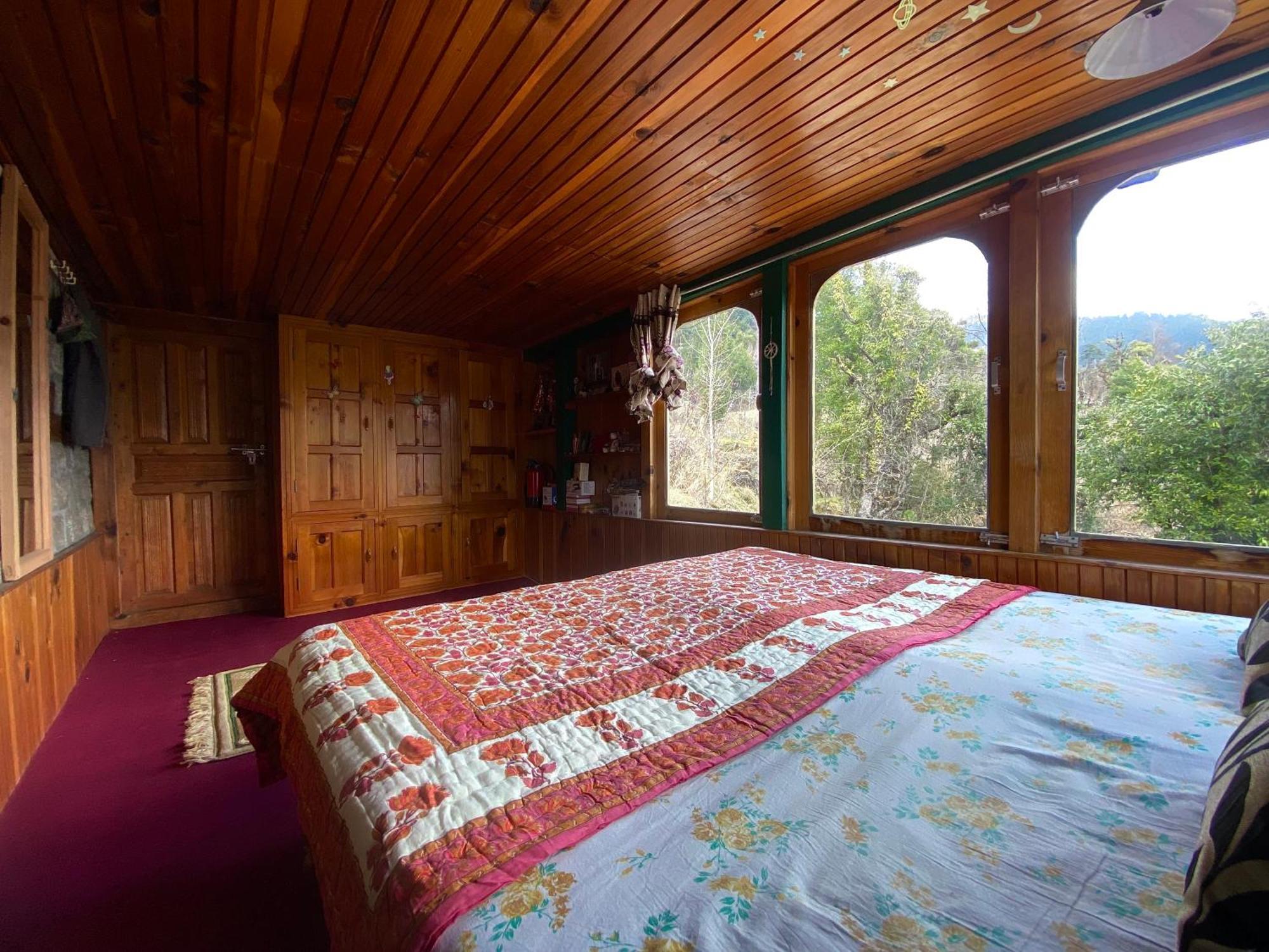 Homestay The Oakhurst Manali (Himachal Pradesh)