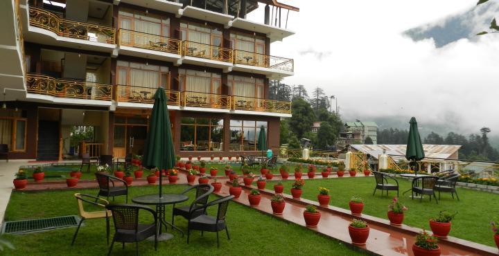 Snow Peak Retreat Hotel Manali (Himachal Pradesh)