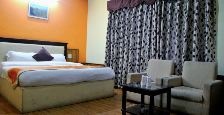 Hotel Himgiri 2*