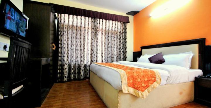 Hotel Himgiri