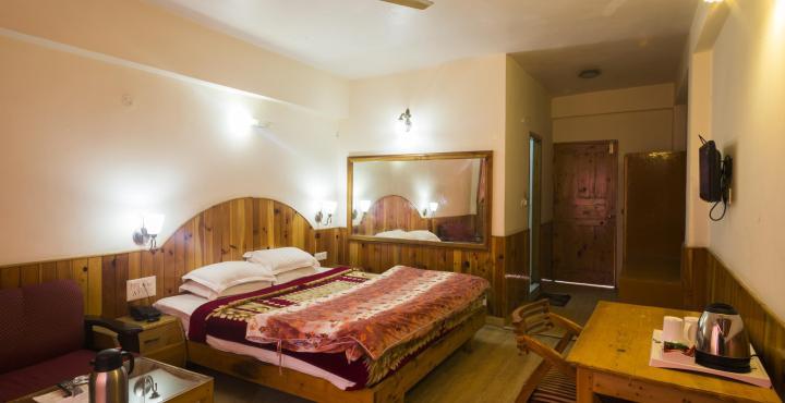 Sarthak Resorts-reside In Nature With View, 9 Kms From Mall Road