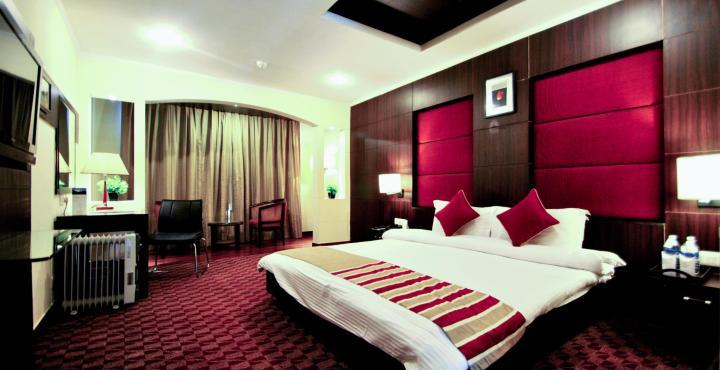 Renest River Country 4*