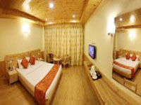 The Holiday & Cottages, Hotel 4*