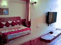 Hotel The Holiday & Cottages, Manali (Himachal Pradesh)