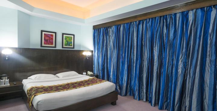 Hotel The River Crescent 4*