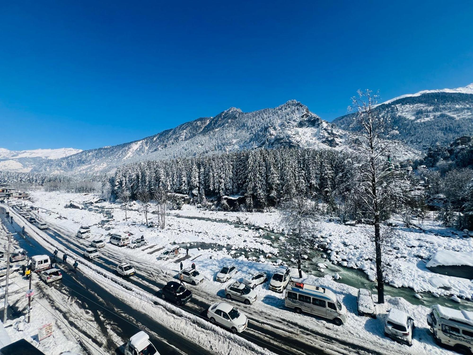 Hotel Link -#near Volvo Bus Stand #mountain View #river View #open Terrace *