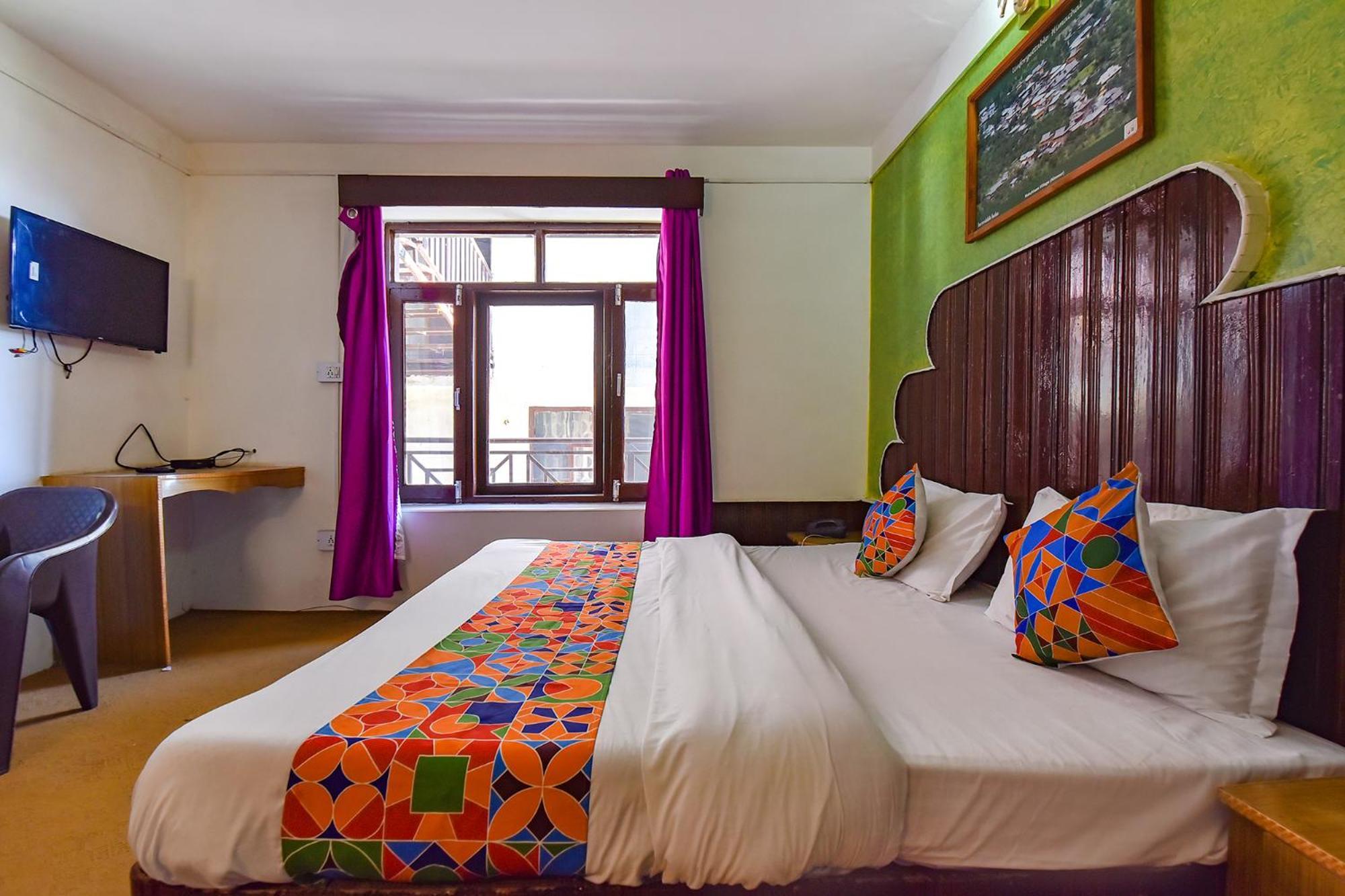 Fabexpress Mountain Hotel