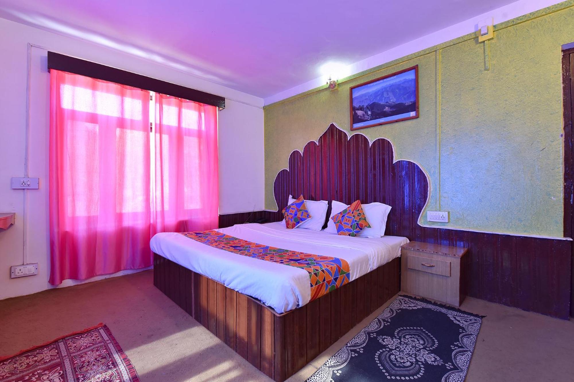 Hotel Fabexpress Mountain 2*