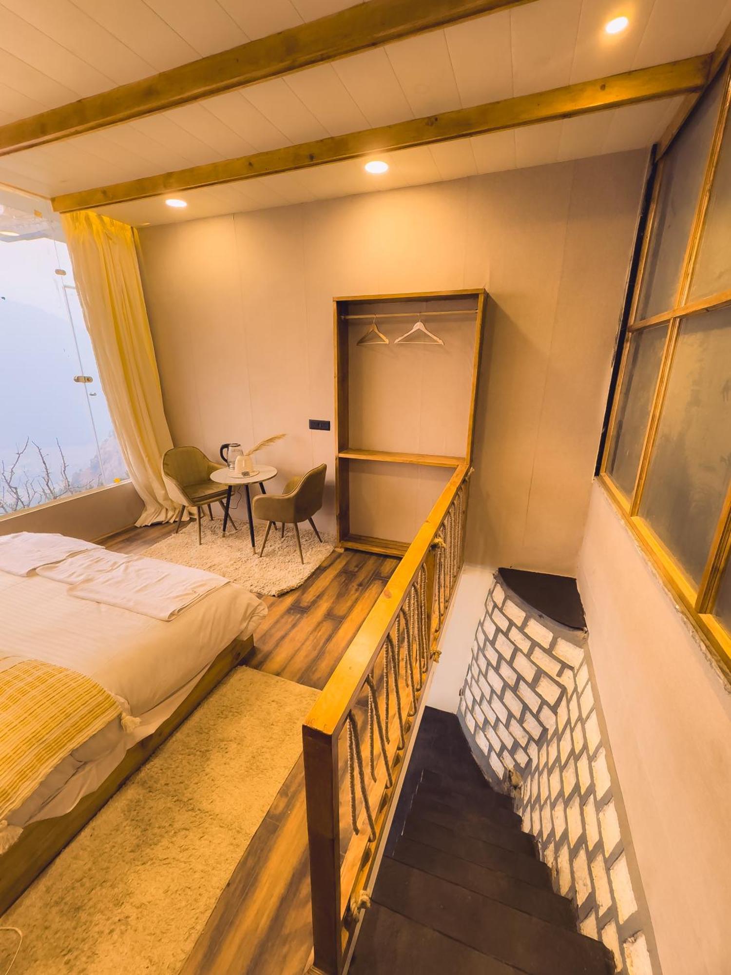 Infinity Sky Glamps Hotel 5*