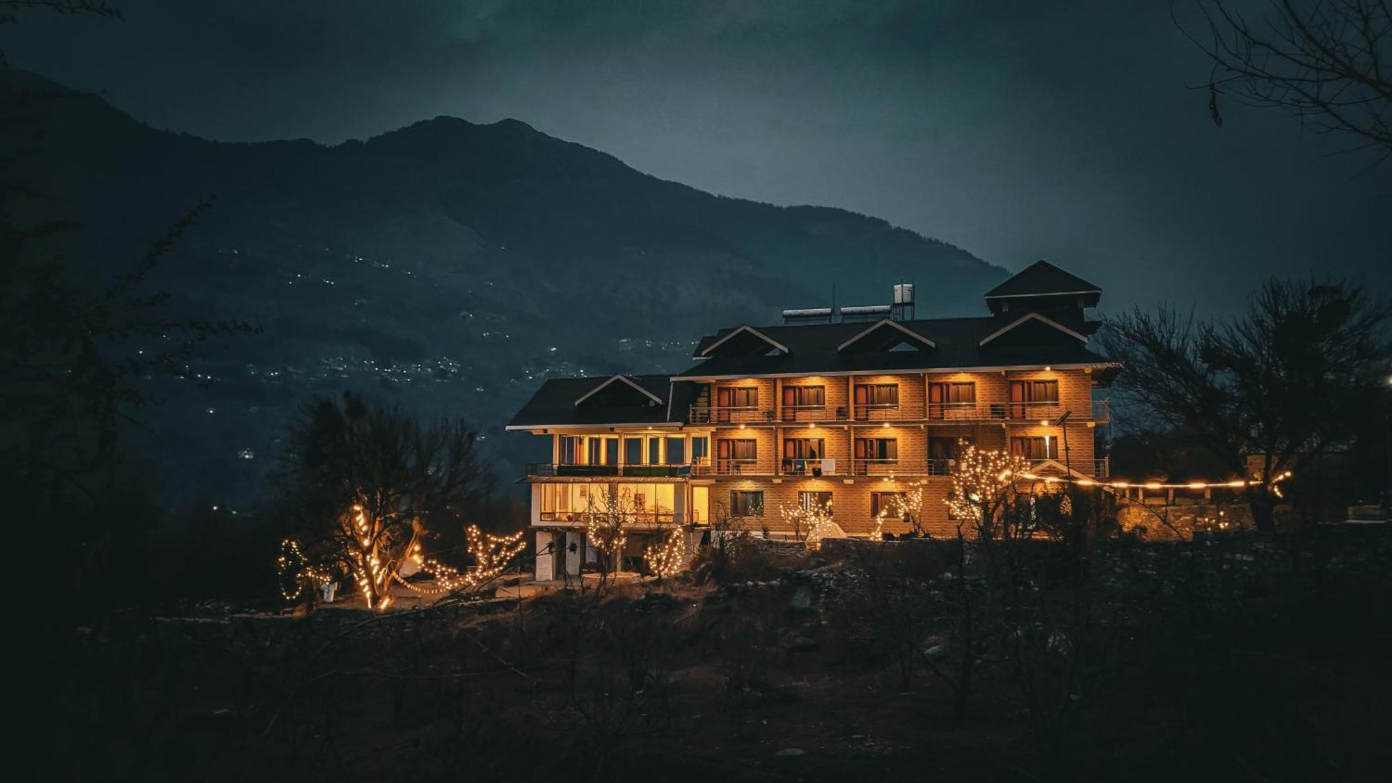 Hotel Aroha Residency- A Countryside