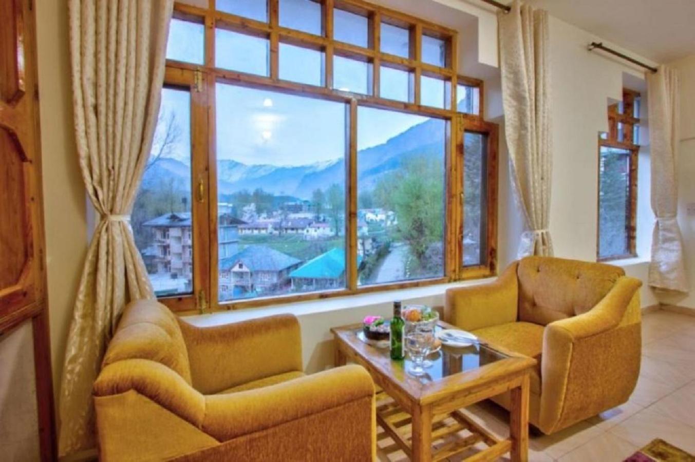 White Mountain 3* Manali (Himachal Pradesh)