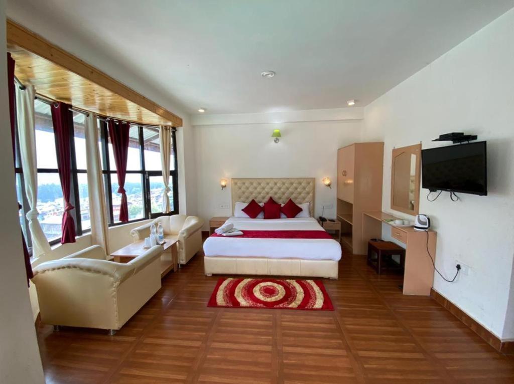 Sky Mountain View By Hadimba Palace - Hotel