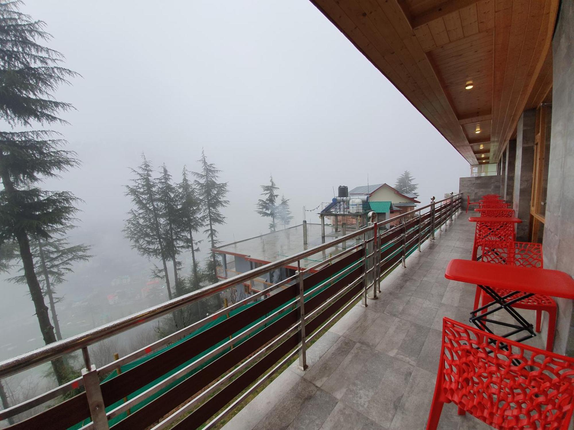 Hotel Gezellig - Vardhan Hills Manali (Himachal Pradesh)