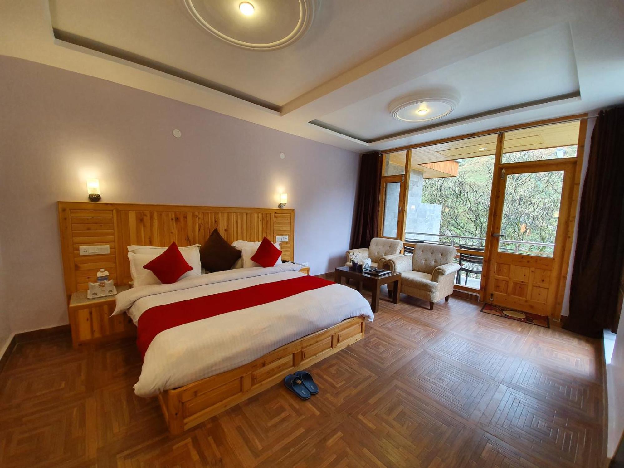 Gezellig - Vardhan Hills Manali (Himachal Pradesh)