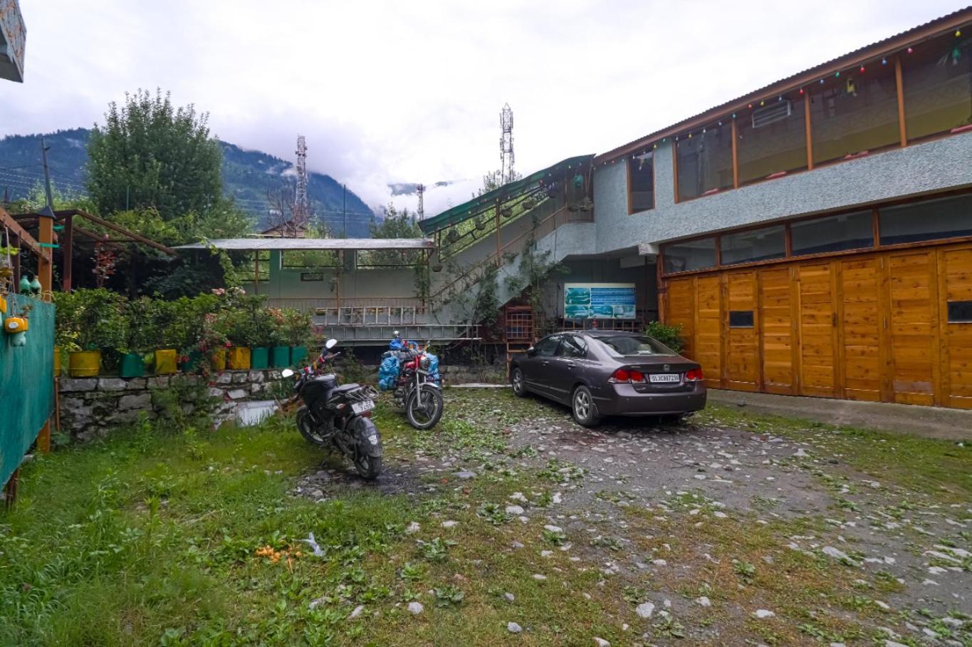 The Byke Neelkanth Manali 3*
