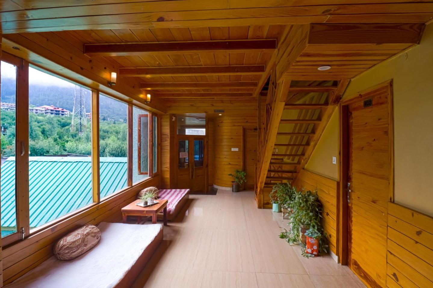 The Byke Neelkanth Manali 3*