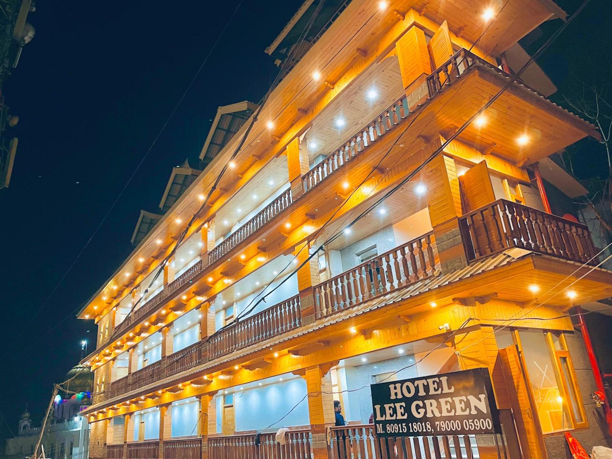 Hotel Lee Green, On Mall Road 3*