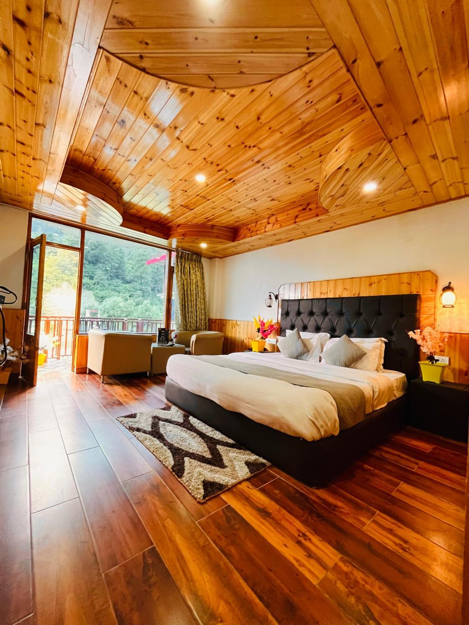 Hotel Himalayan Nature Walk Resort,