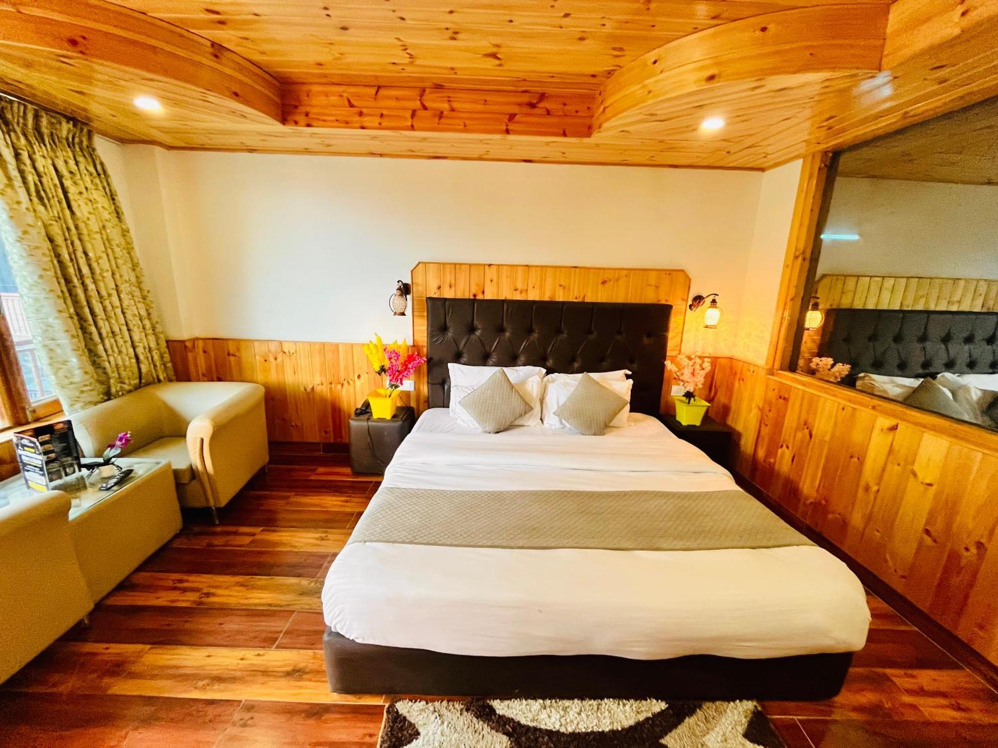 Himalayan Nature Walk Resort, Hotel