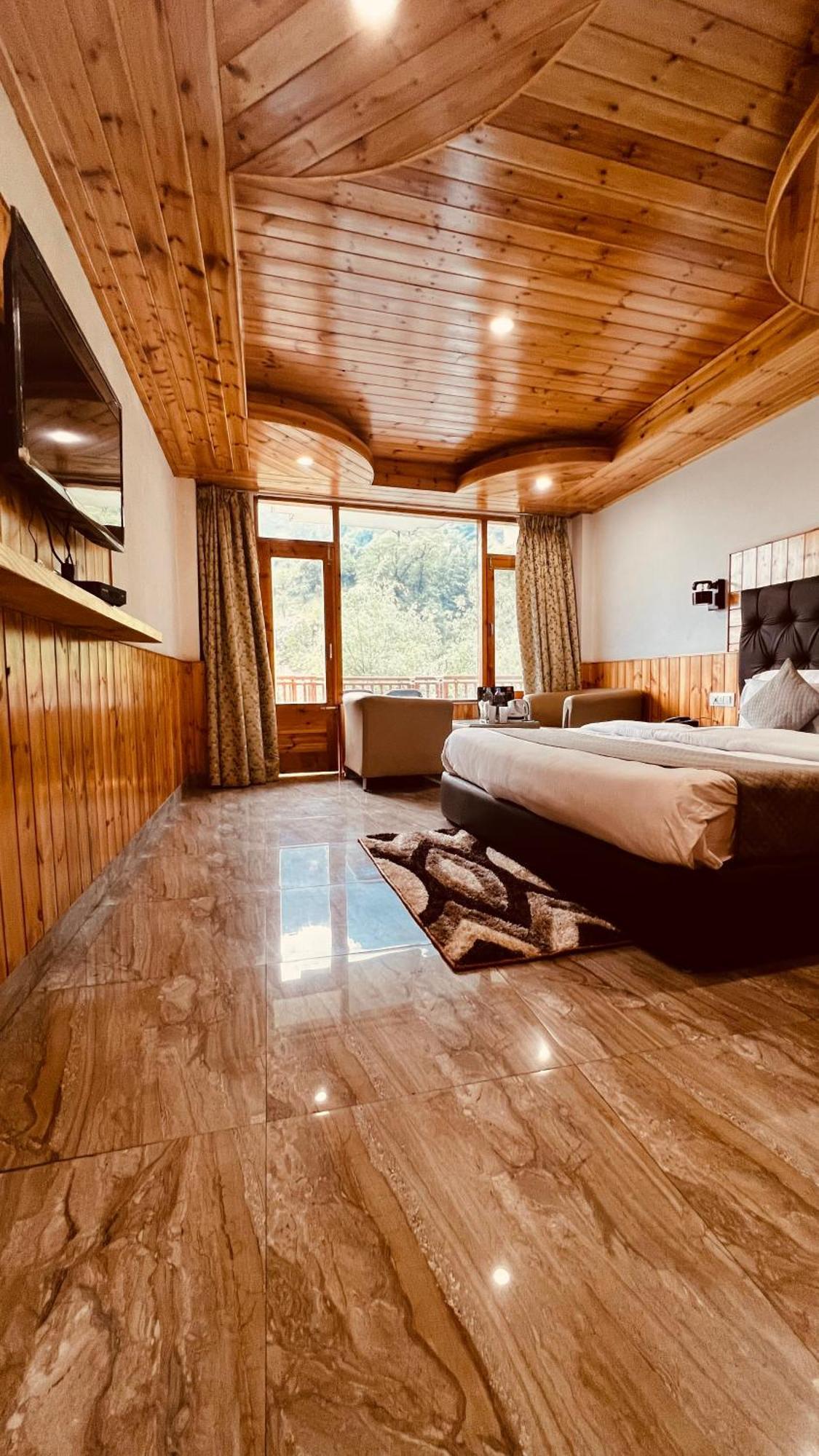 Himalayan Nature Walk Resort, 3* Manali (Himachal Pradesh)
