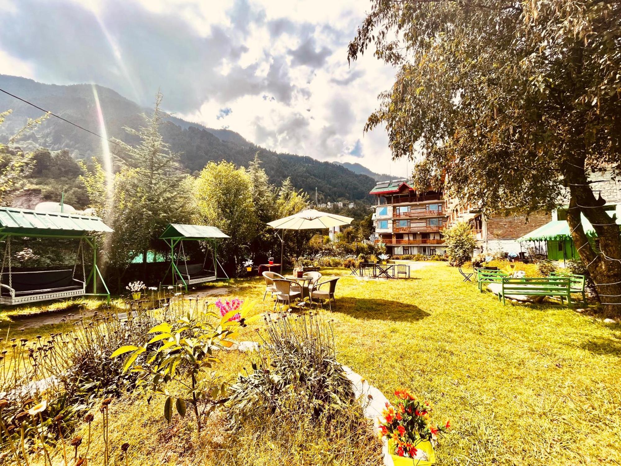 Himalayan Nature Walk Resort, 3* Manali (Himachal Pradesh)