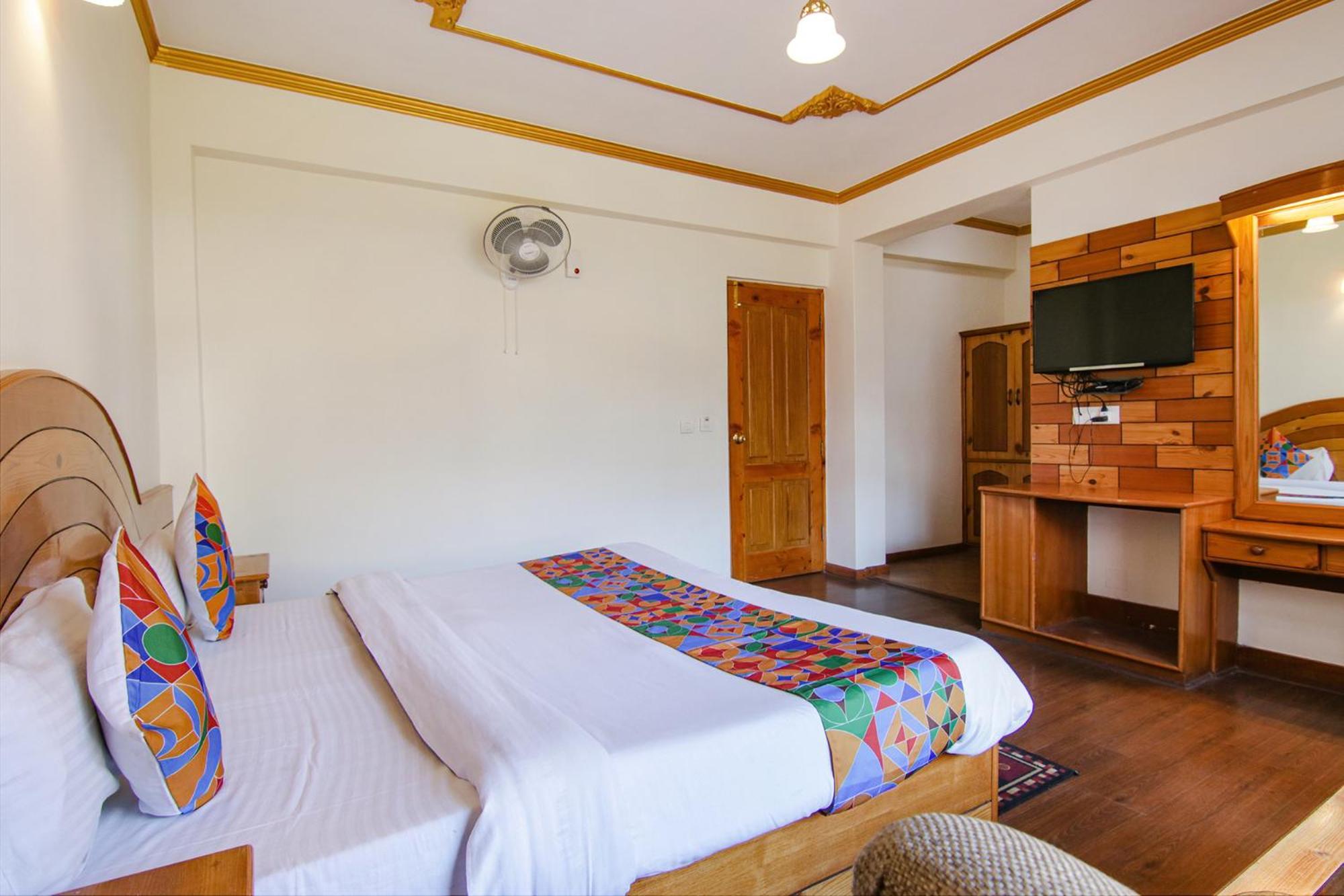 Hotel Fabhotel Prini Manali (Himachal Pradesh)