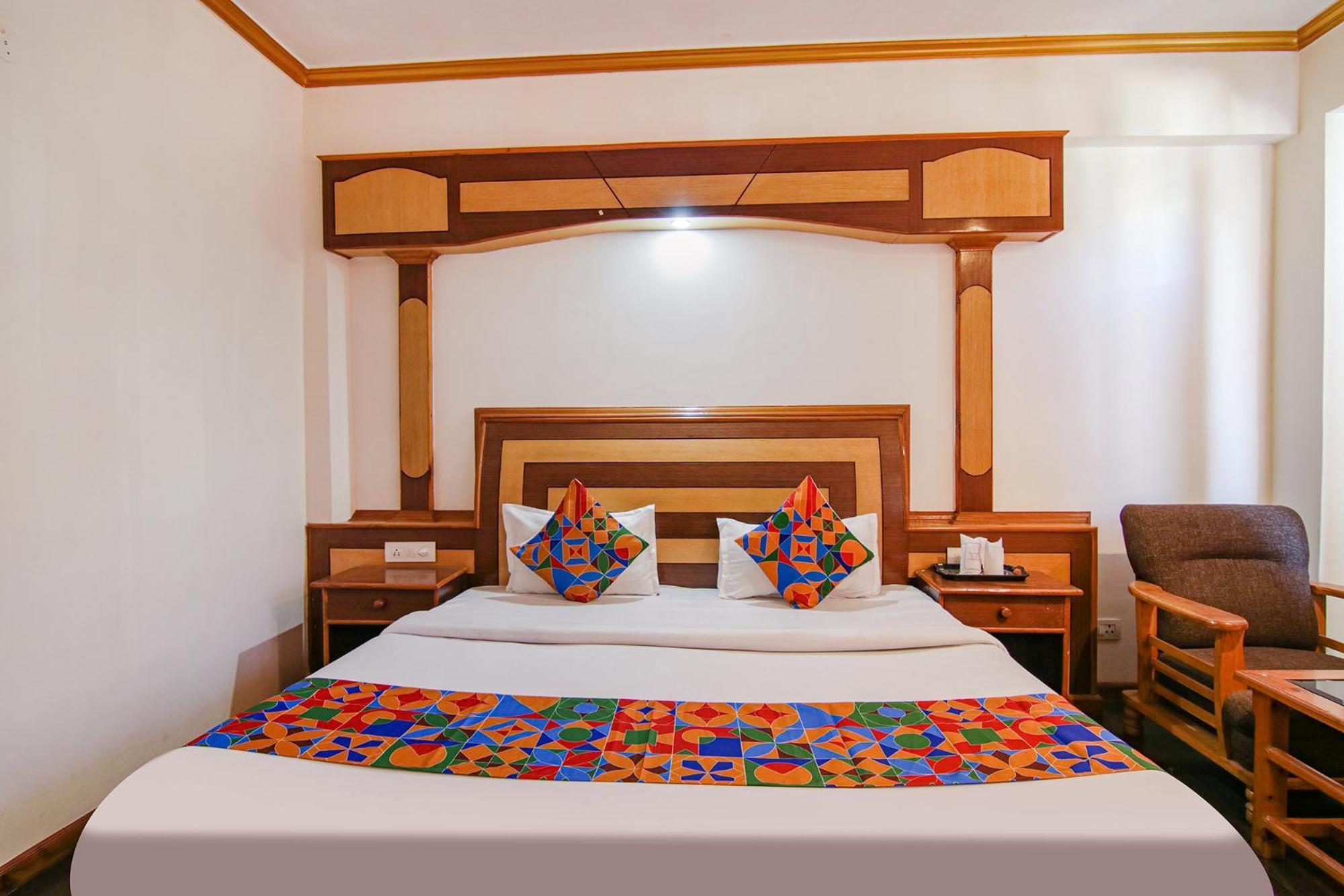 Fabhotel Prini