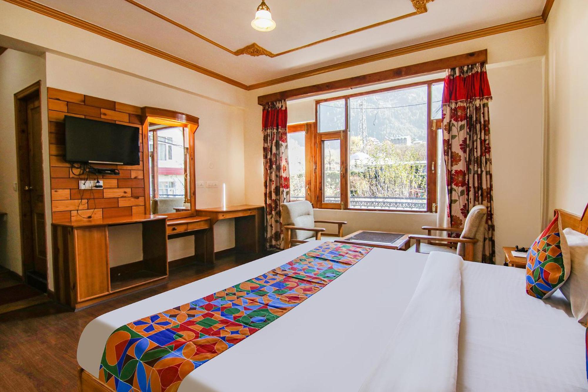 Hotel Fabhotel Prini Manali (Himachal Pradesh)