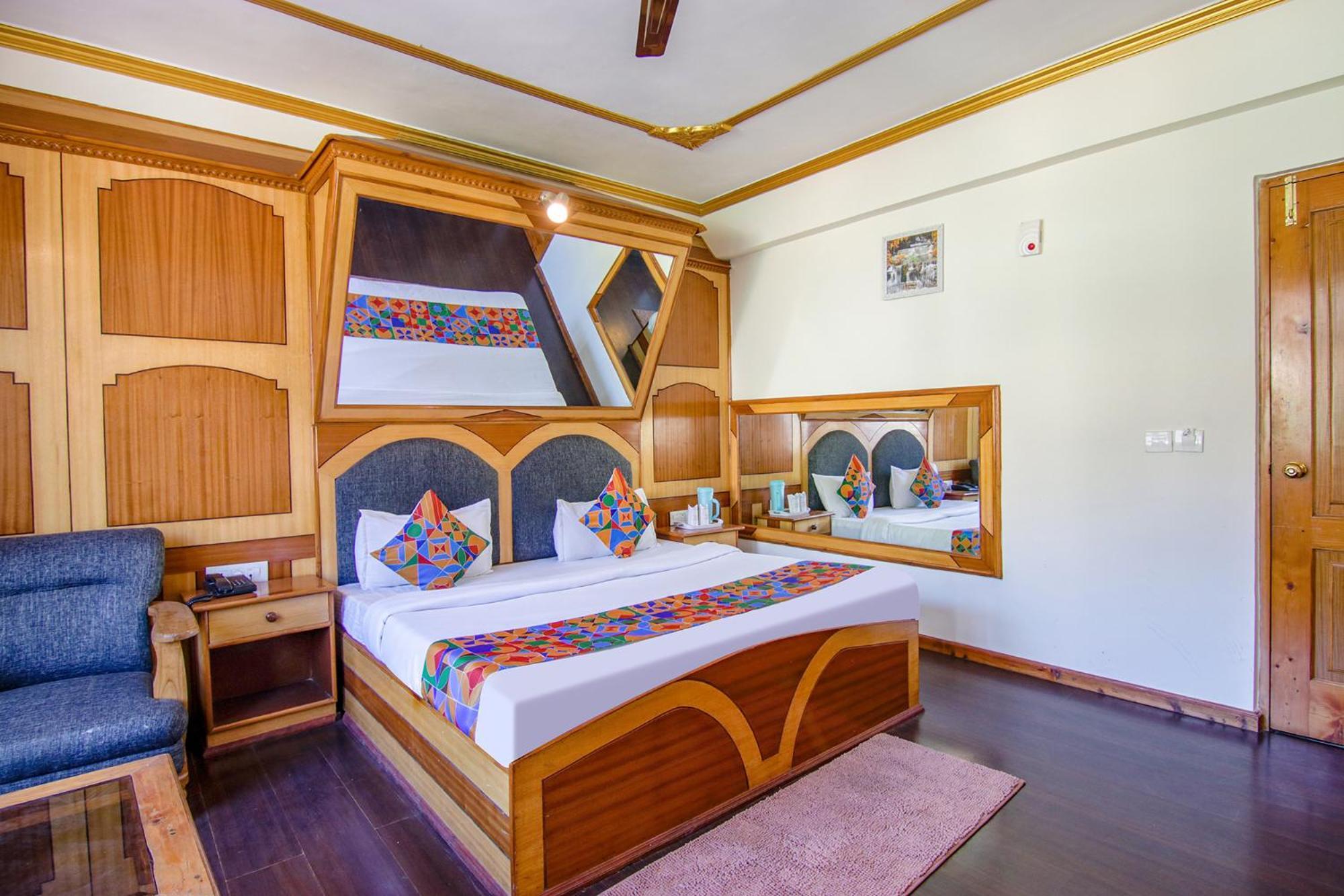 Fabhotel Prini 3*