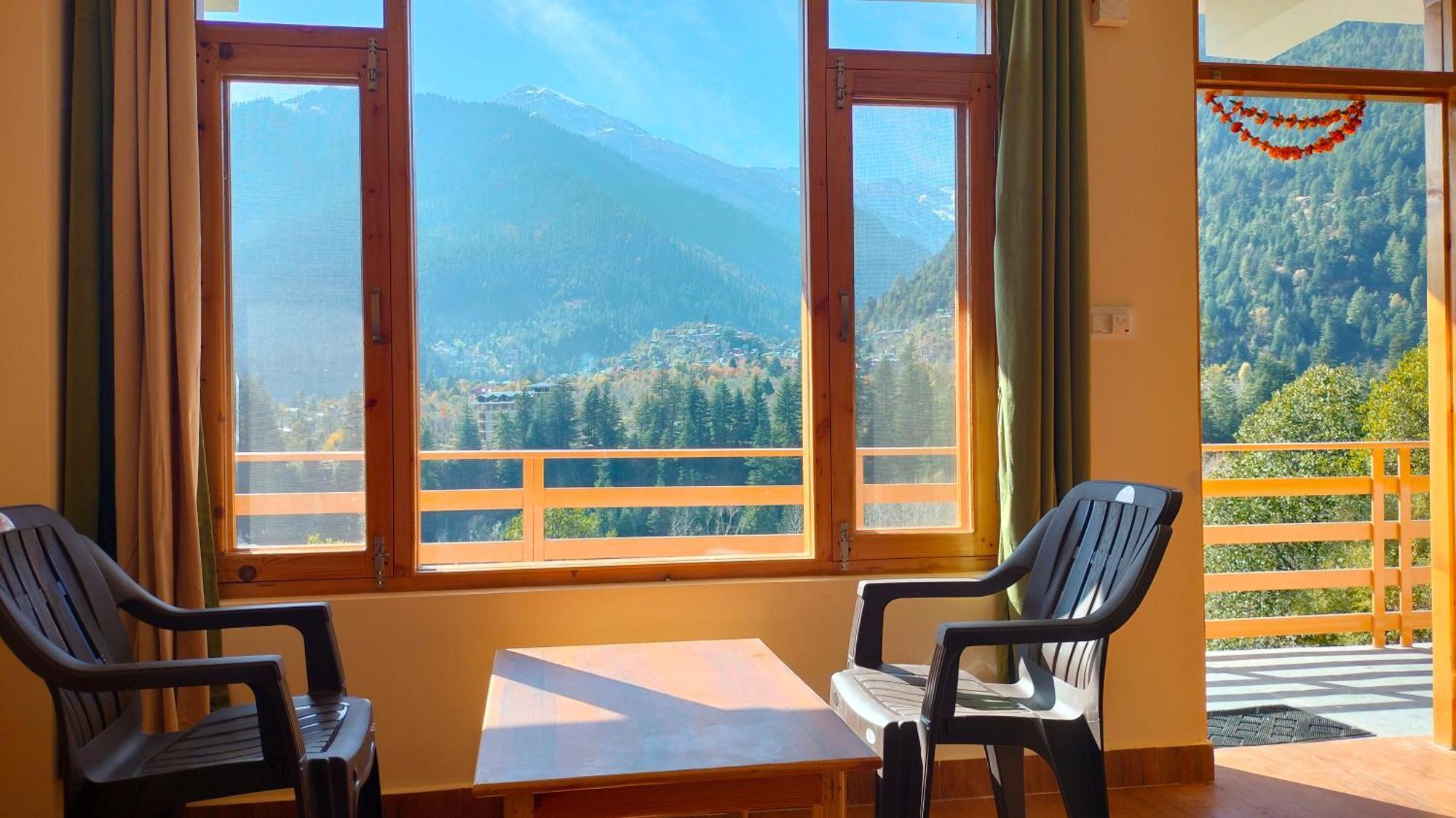 Farm stay Lotus Retreat Manali (Himachal Pradesh)