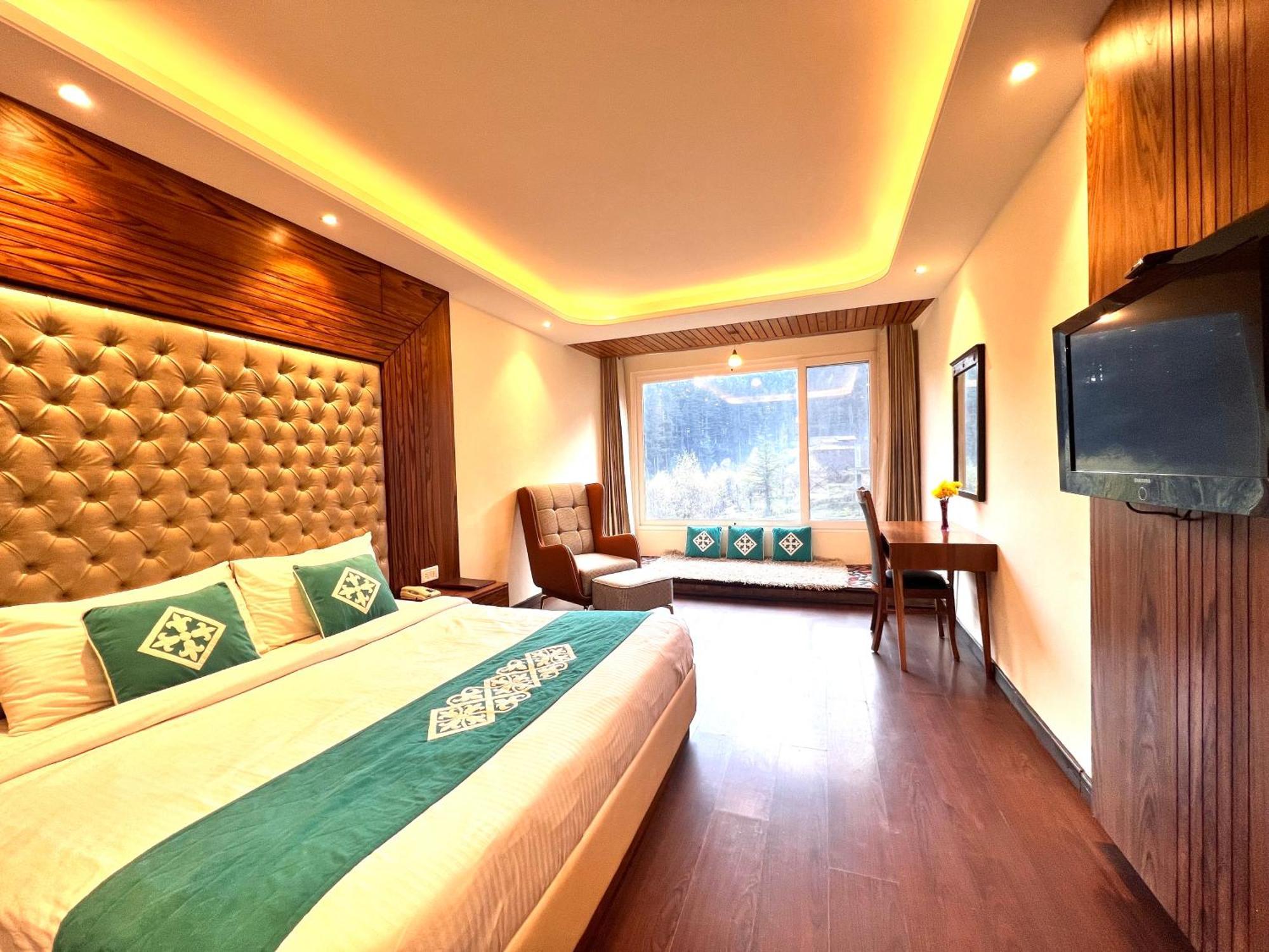Resort Snow Valley & 4*