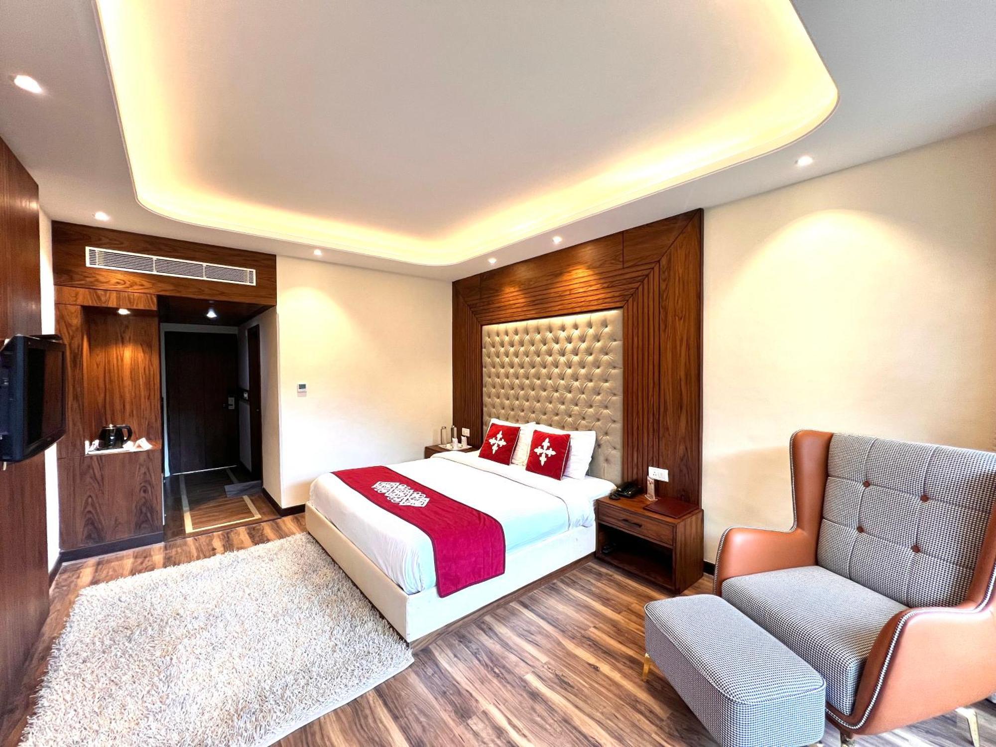 Resort Snow Valley & Manali (Himachal Pradesh)