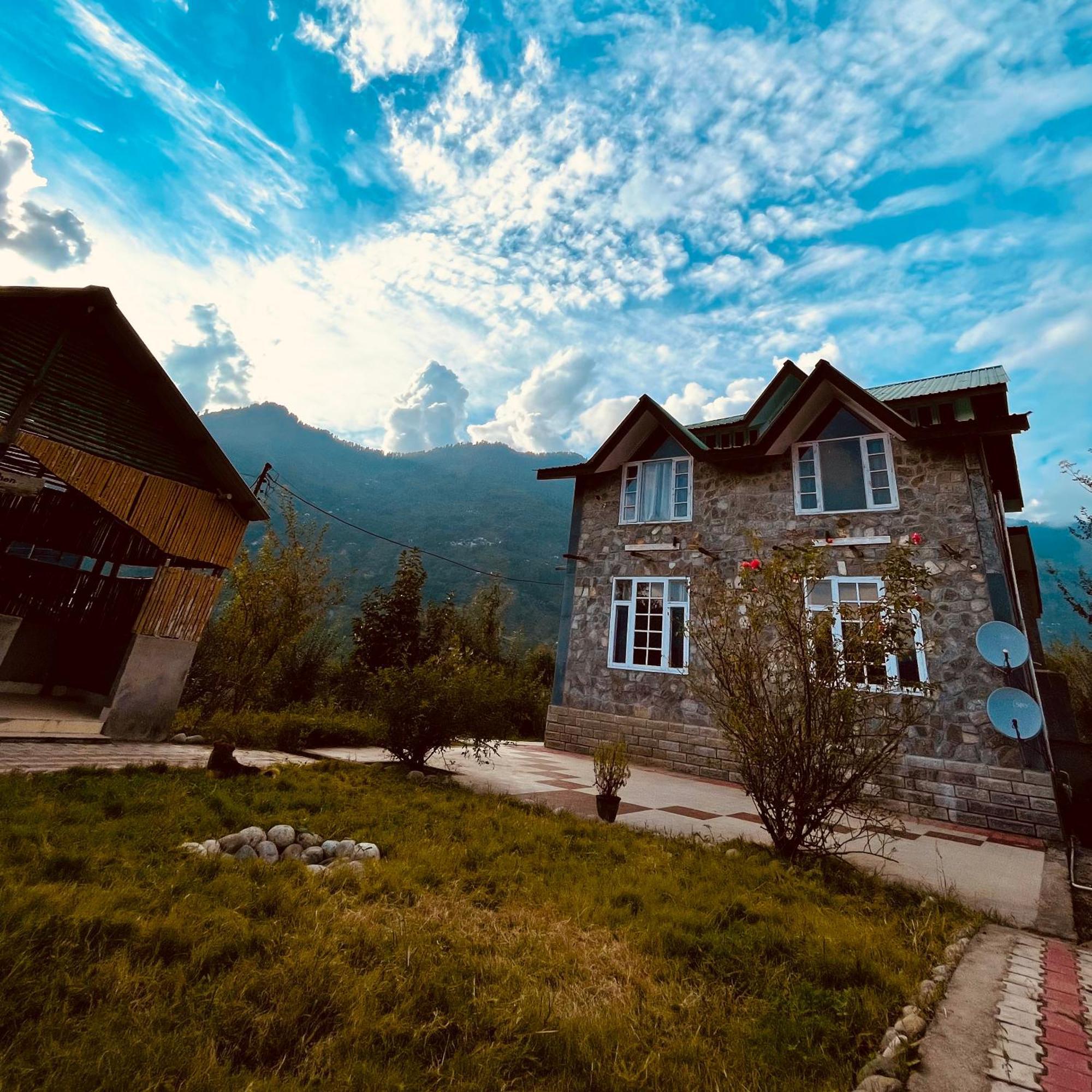 Fluestern -a Boutique Hostel
