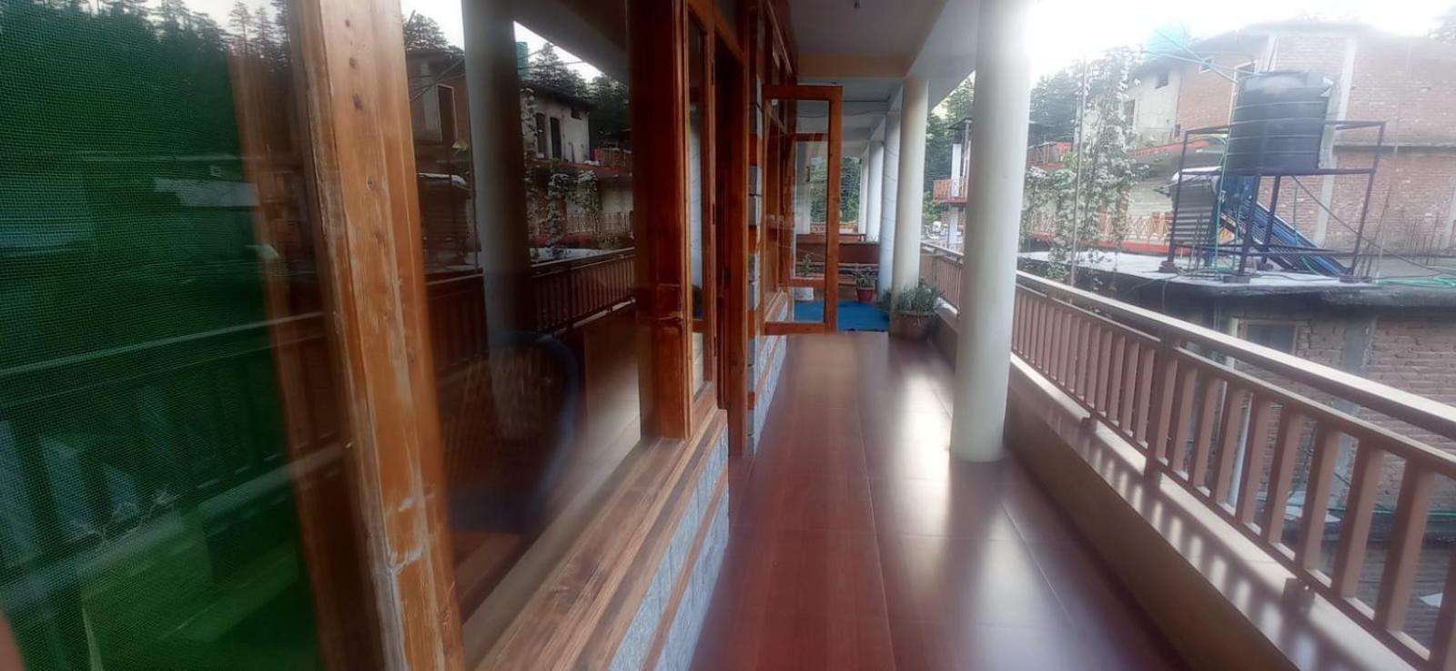 Wood Stone Homestay *
