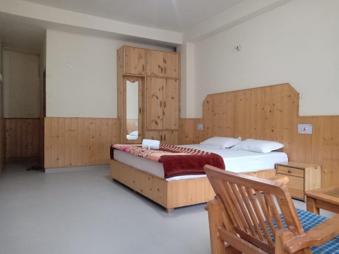 Guest house Wood Stone Homestay *