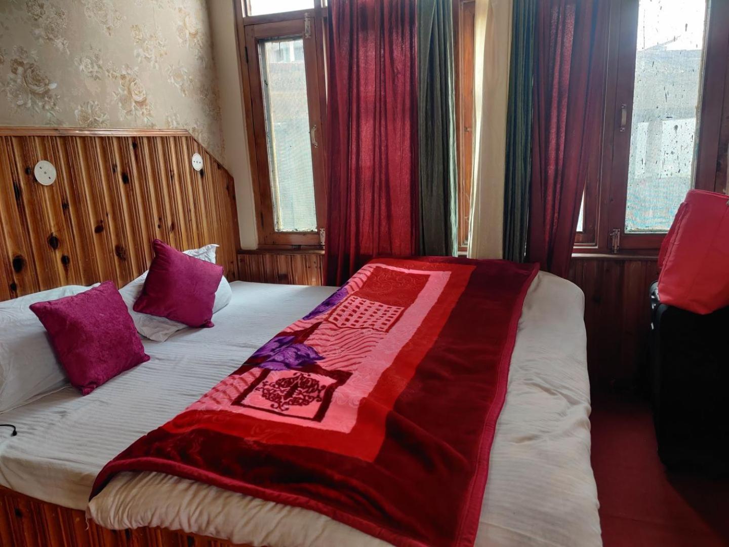 Homestay Shangri Manali (Himachal Pradesh)