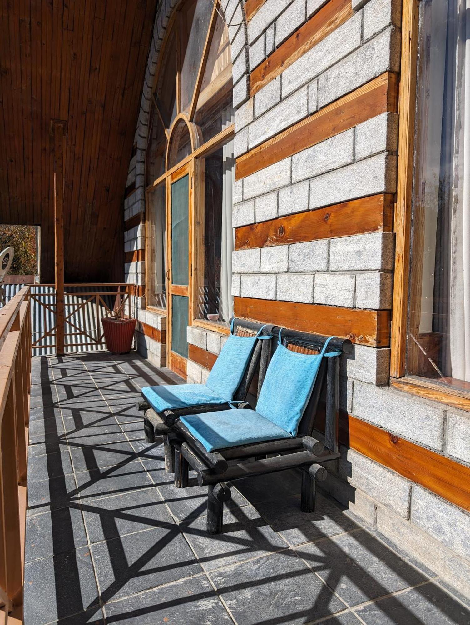 Chalethimalayan- In Private Homestay