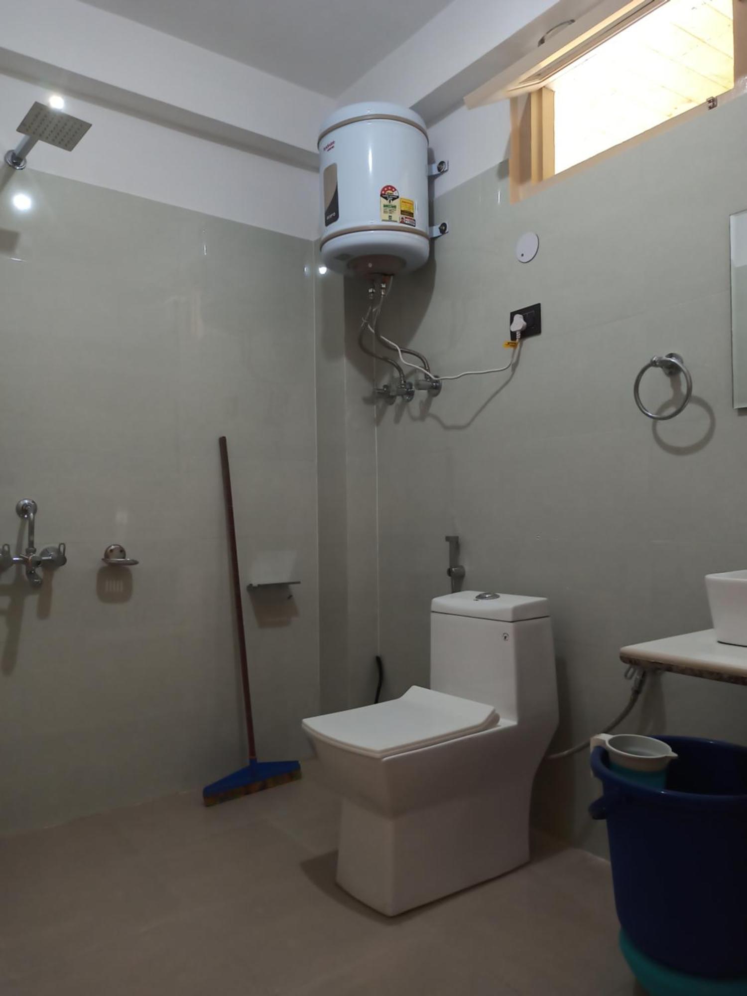 Wood Stone Homestay Manali (Himachal Pradesh)