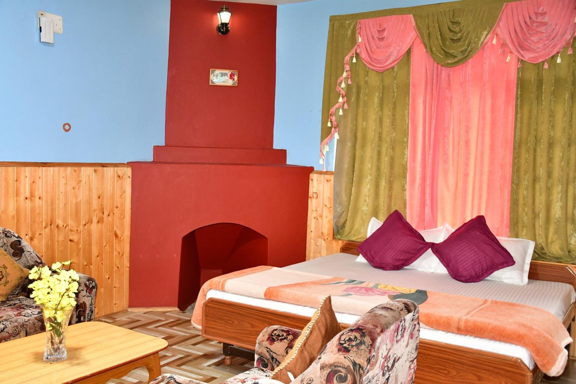 Guruchhaya And 3* Manali (Himachal Pradesh)