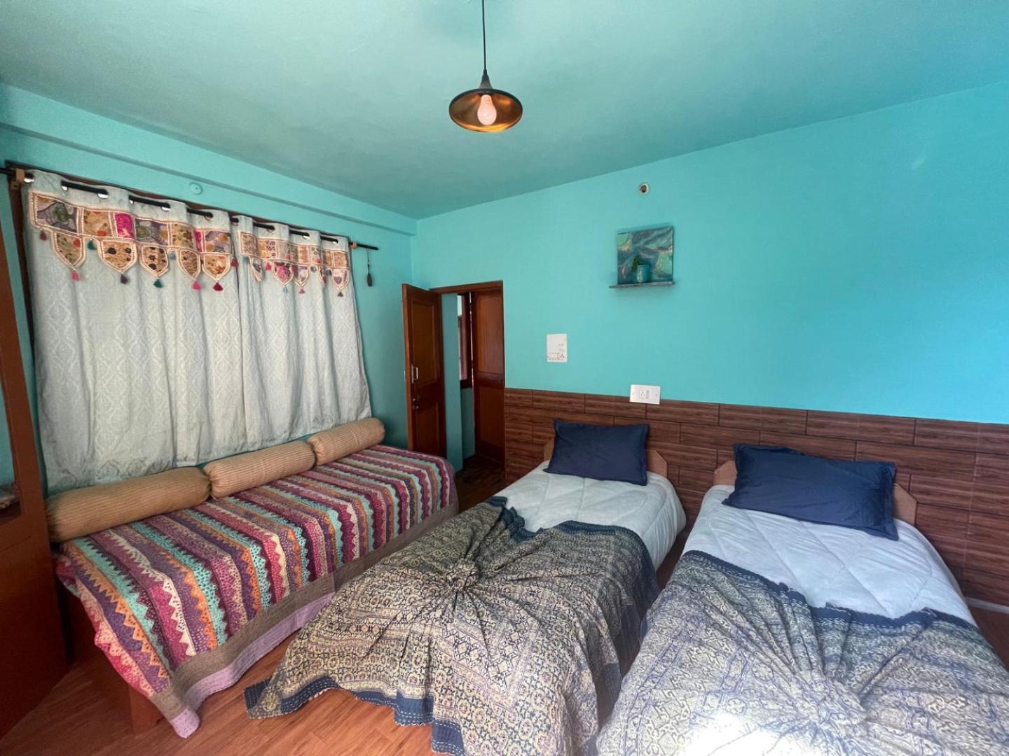 Sehar Boutique & Gallery Lodge