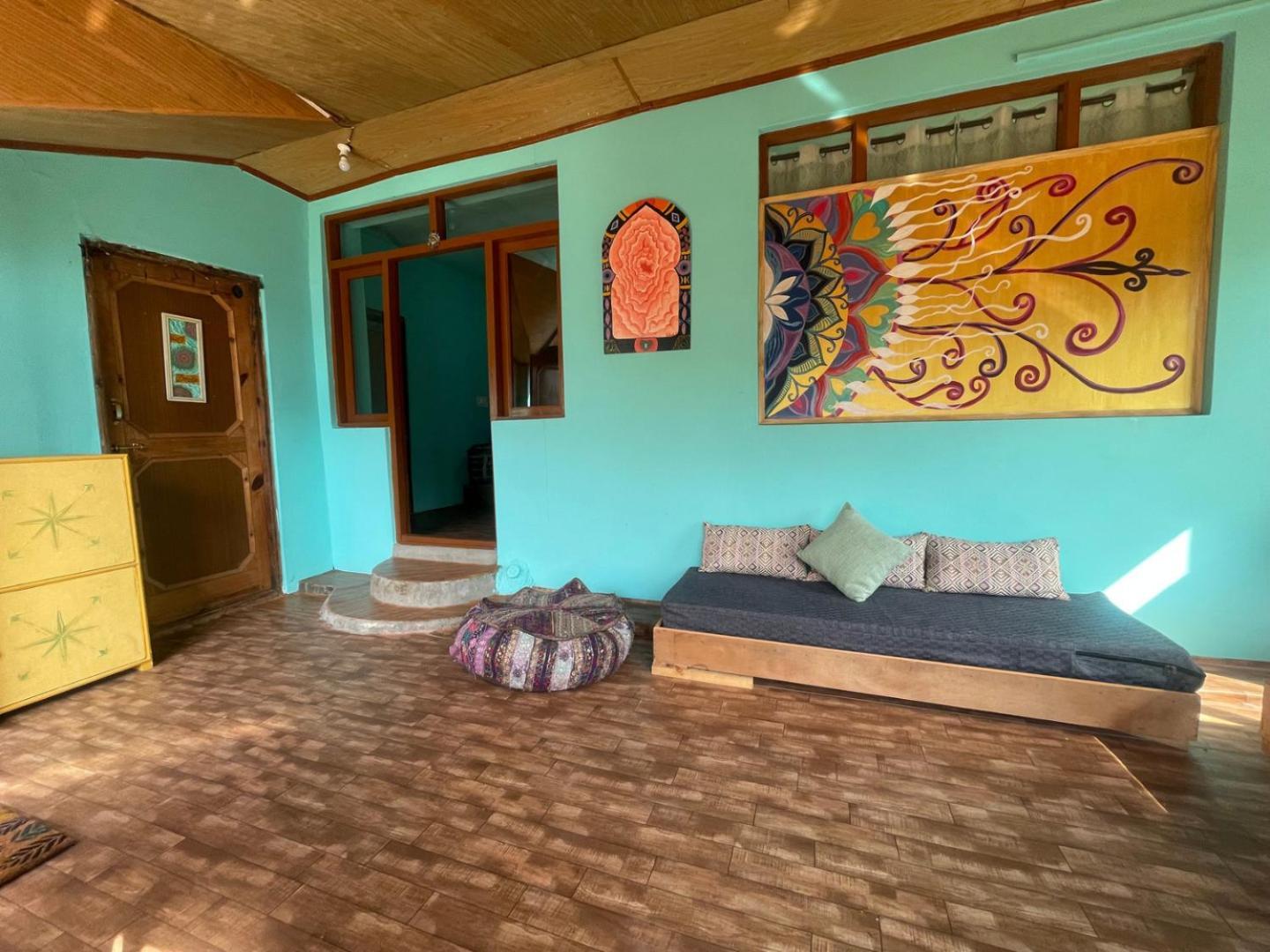 Sehar Boutique & Gallery Lodge *