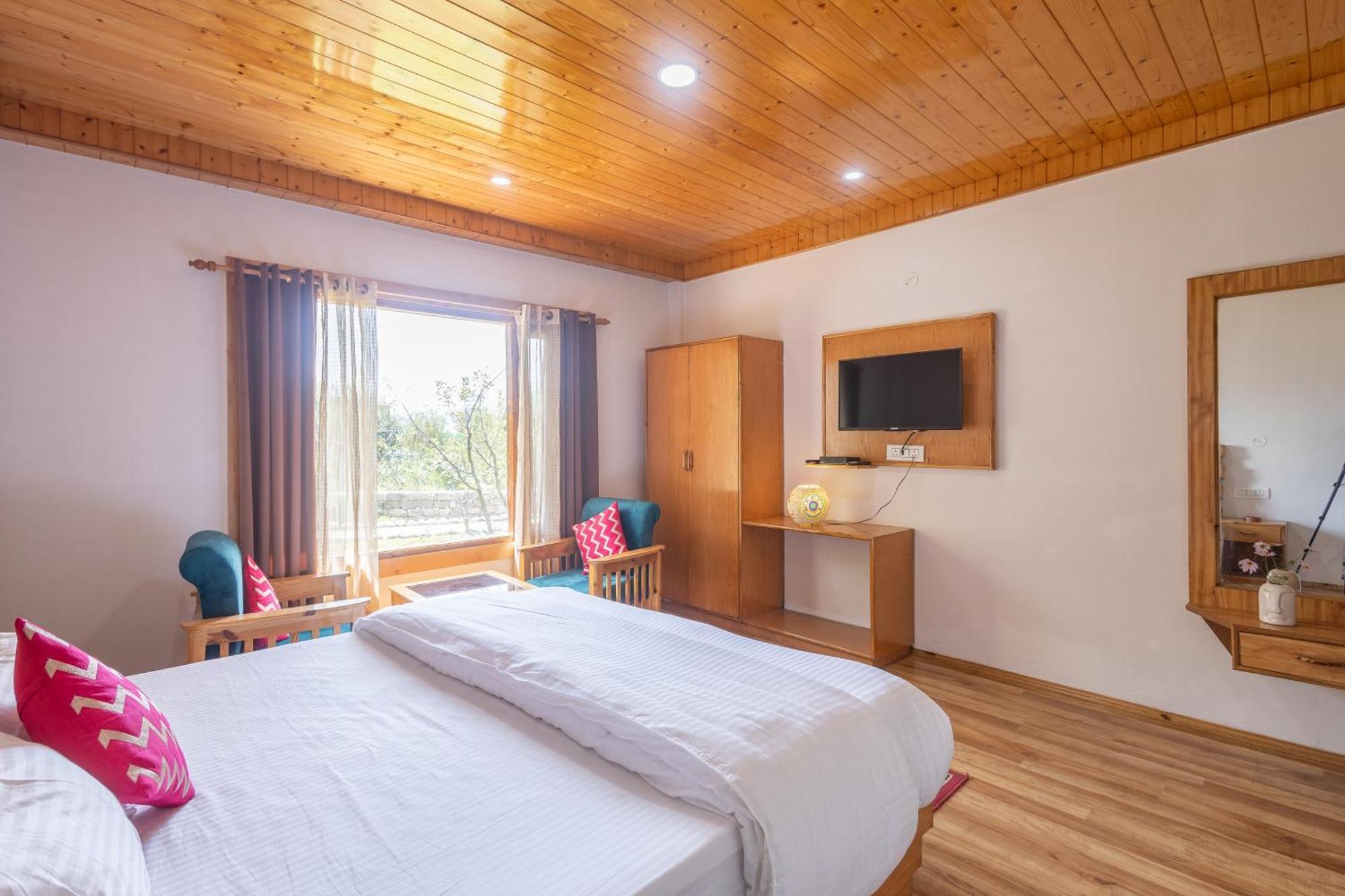Aroha Residency- A Countryside 3*