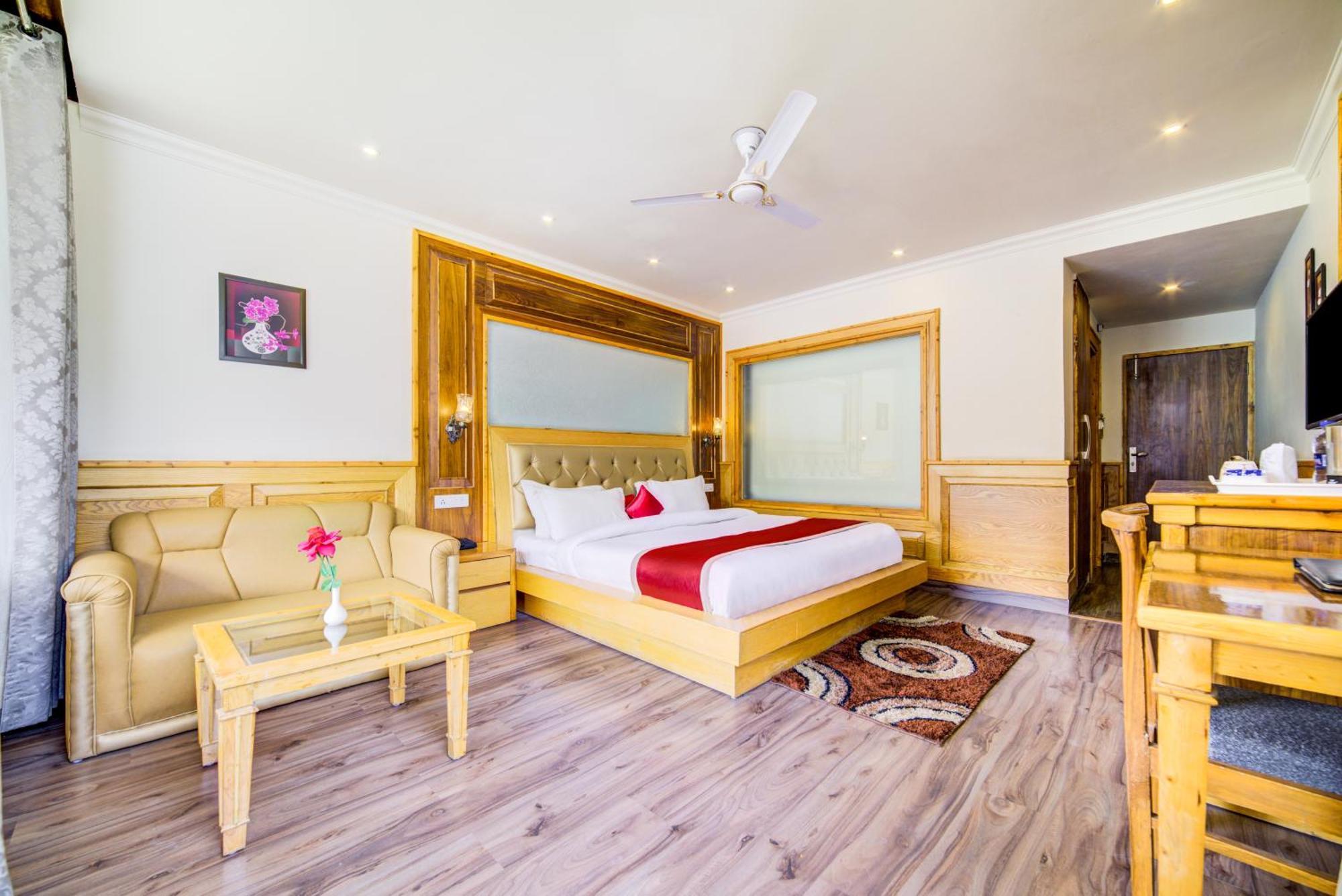 Grace And Manali (Himachal Pradesh)