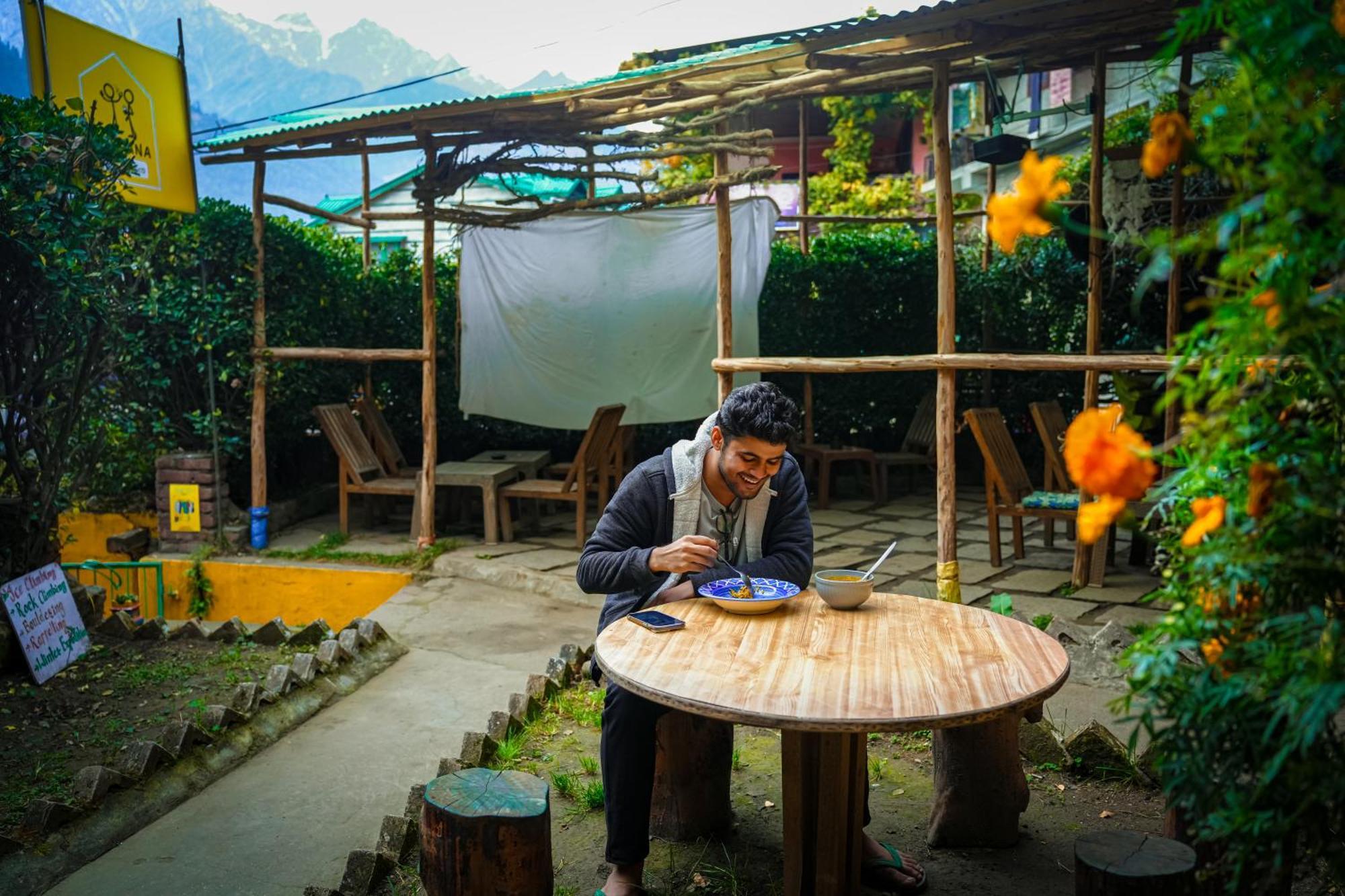 Yaarana & Cafe, Vashisht, * Manali (Himachal Pradesh)
